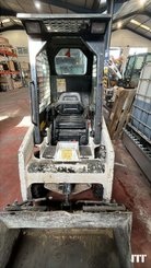 Mini track loader Bobcat S70 - 3