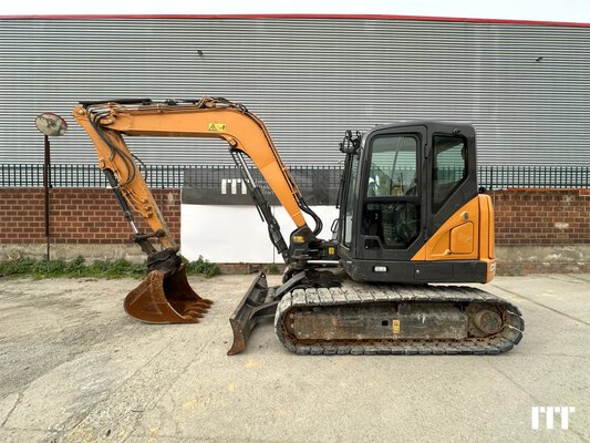 Mini excavator Case CX 90D - 1