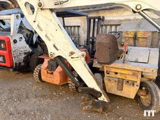 Mini excavator Bobcat E50 - 1